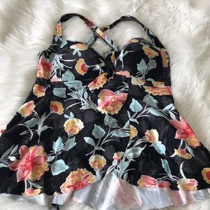 Torrid floral swim top. Size 0x.